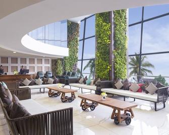 Regenta Central Hotel & Convention Nagpur - Nagpur - Oleskelutila