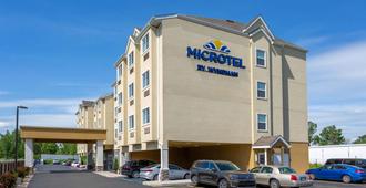 Microtel Inn & Suites by Wyndham Niagara Falls - Niagara Falls