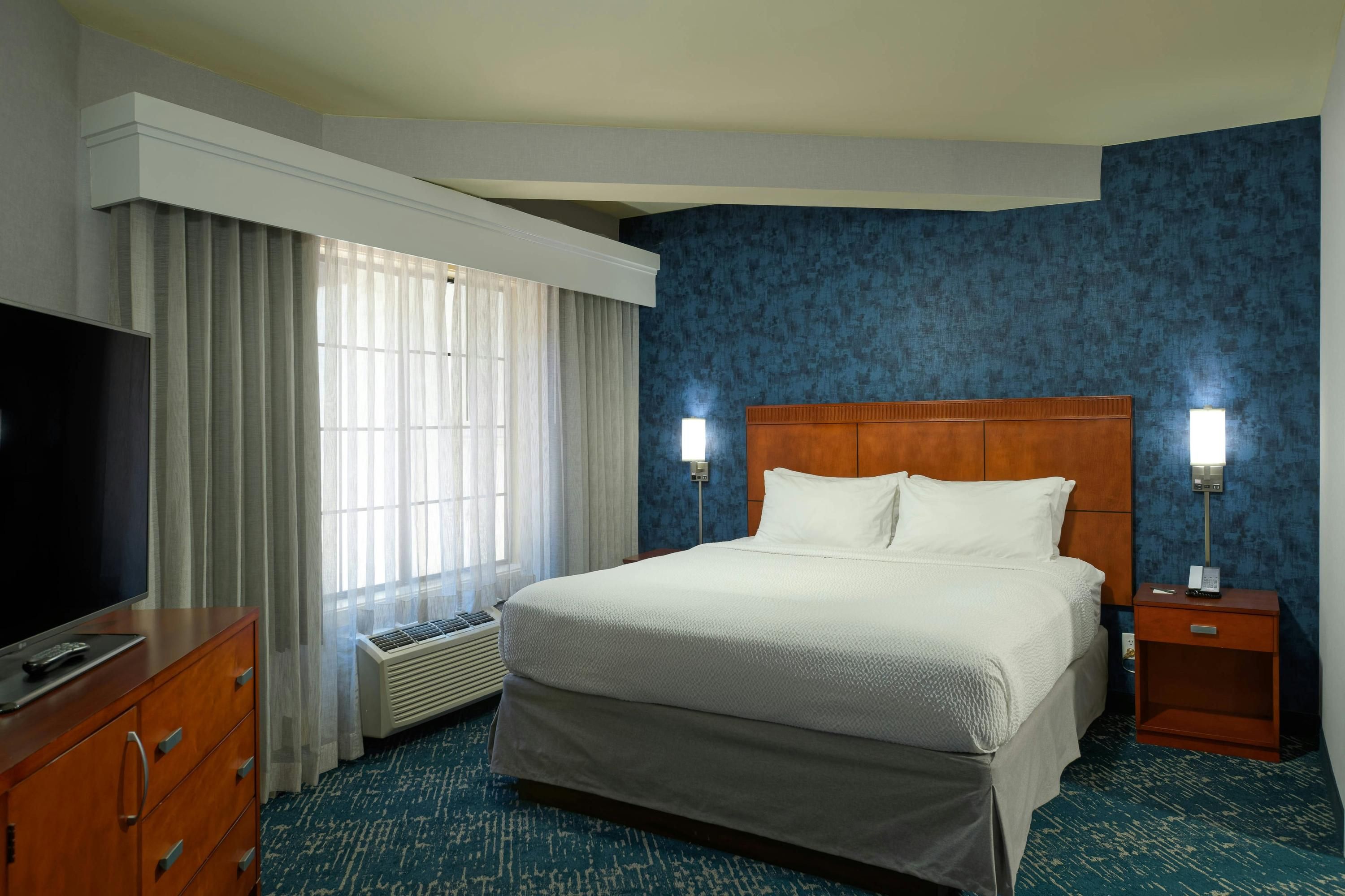 Courtyard by Marriott San Diego Old Town