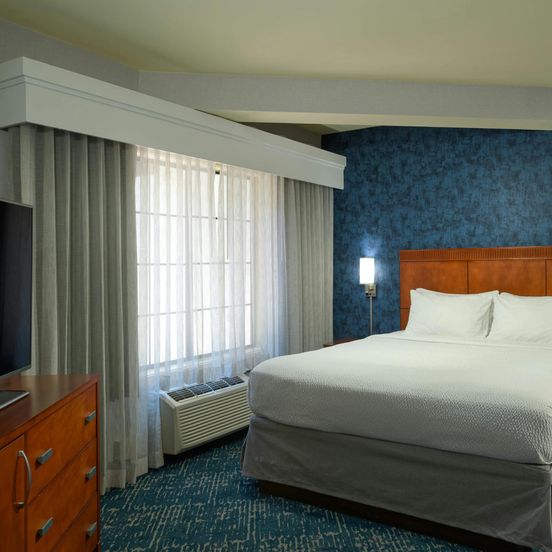Courtyard by Marriott San Diego Old Town image 1