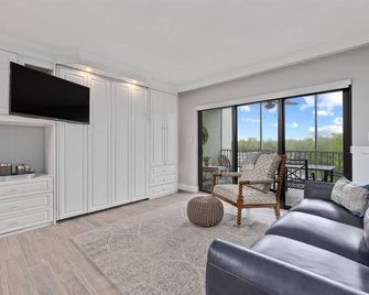 Gorgeous Bayview Residence on Captiva Island - קאפטיבה - סלון