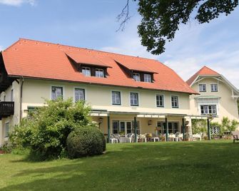 Landhaus Strussnighof - Portschach am Wörthersee - Bygning