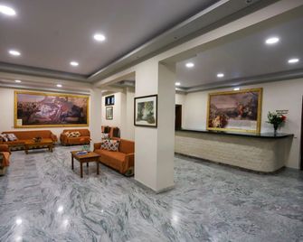Bastas Hotel - Lakka - Lobby