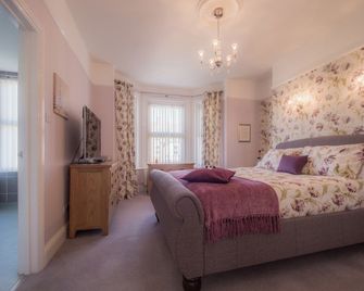 Tlc Exmouth Bed And Breakfast - Exmouth