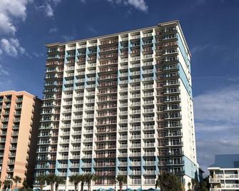 Newly Upgraded Oceanfront Deluxe 1-Bedroom Condo, Free Wifi - Myrtle Beach - Edificio