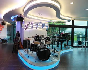 Maple House - Wujie Township - Lobby