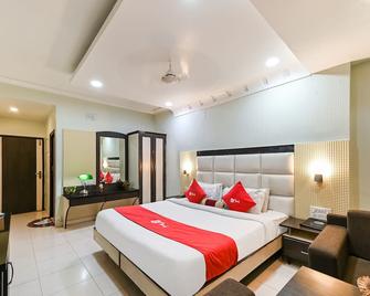 Ashoka Residency Hotel - Bhīlwāra - Bedroom