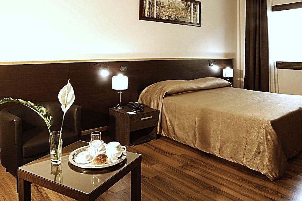 Forum Palace Hotel - Cassino - Schlafzimmer