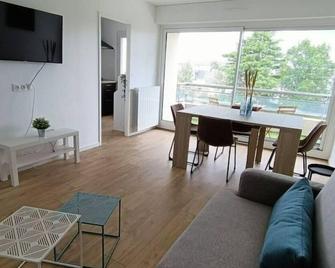 Appartement sans vis à vis à 2 min de la rocade - Rennes - Salon