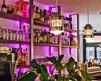 Hotel Zeitzeichen - Pulheim - Bar