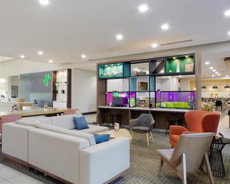 Holiday Inn & Suites Phoenix Airport - Phoenix - Lounge