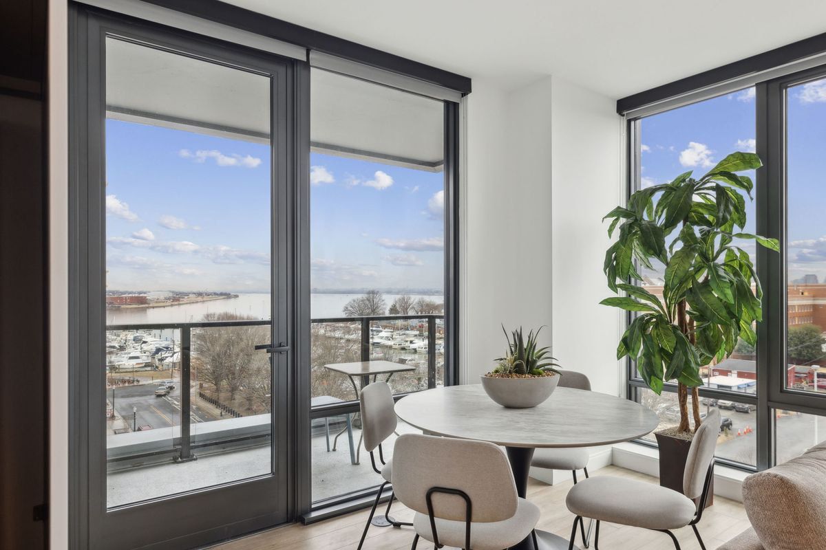 Placemakr Buzzard Point - Washington, D.C. - Balcony
