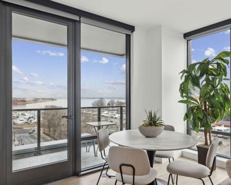 Placemakr Buzzard Point - Washington, D.C. - Balcony