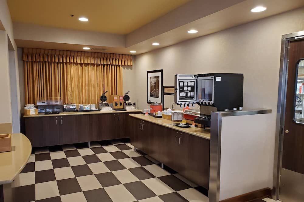 Buffet view of Hampton Inn Butte