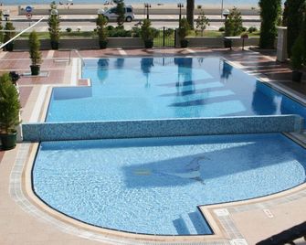 Buyuk Berk Hotel - Ayvalık - Havuz