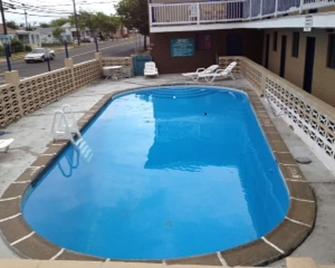 Atlantic Inn - Seaside Heights - Piscina