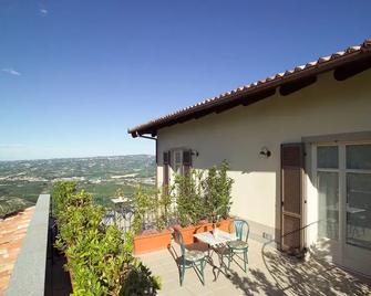 Rocche Costamagna Art Suites - La Morra - Balkon