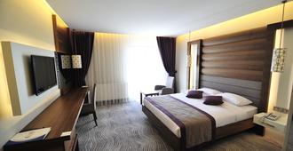 Grand Cenas Hotel - Ağrı - Habitación