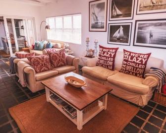 Pringle Beach House - Pringle Bay - Wohnzimmer