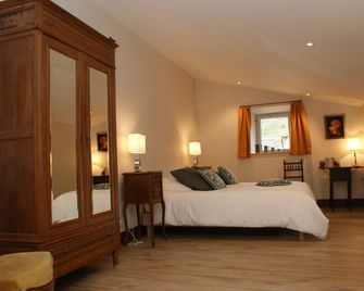 Les Frejals - Compeyre - Bedroom