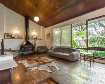Casa das Framboesas - Porto Alegre - Sala de estar