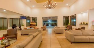 Best Western Las Mercedes Airport - Managua - Area lounge
