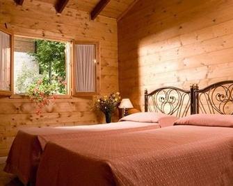 Sport Village Ciocco - Barga - Schlafzimmer
