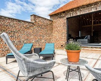 De Hoeveschuur - Riemst - Patio