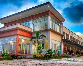 Kelayang Beach Hotel By OYO Rooms - Sijuk - Building