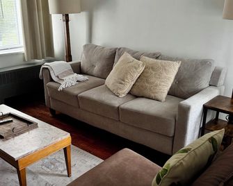 The Main Street Stay - Unit 1 - Nrg - Ansted - Sala de estar