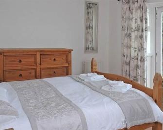 Coach House - Portstewart - Bedroom
