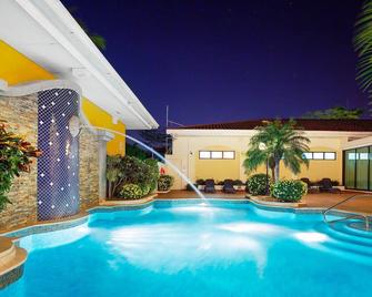 Holiday Inn Panama Canal By IHG - Panama City - Pool