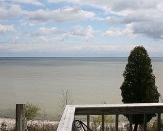 At the Waters Edge - Algoma - Balkon