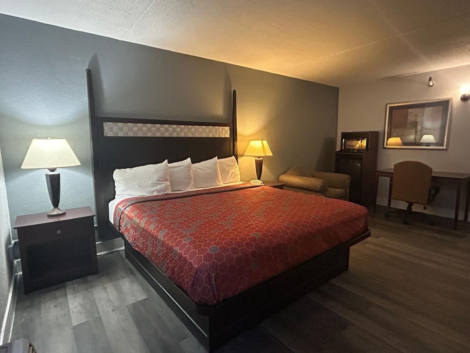 Key Inn Roseville thumbnail 2
