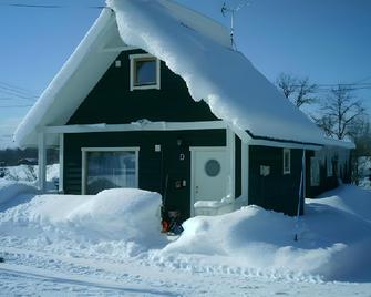 Petit Cottage Route66 Niseko - Niseko - Building