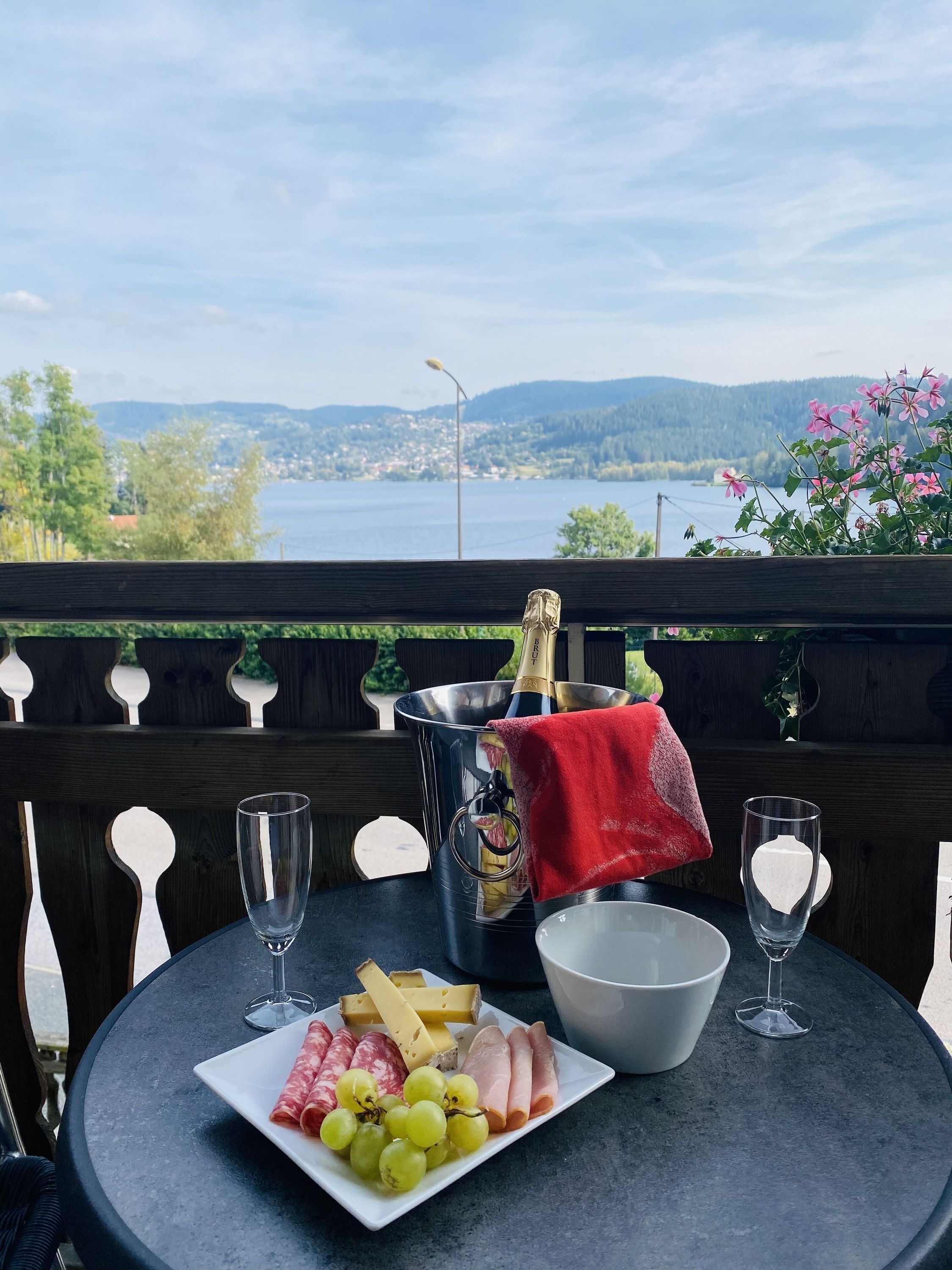 Les Reflets Du Lac - Gérardmer - Balkón