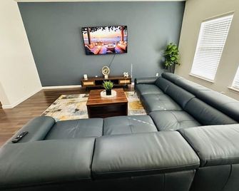 Sandy Home - Round Rock - Sala de estar