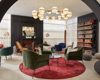 Les Nomades Beaune - בון - טרקלין