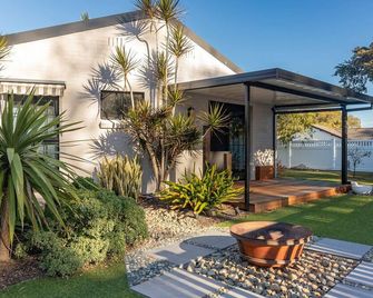 8 Elizabeth Parade - Forster - Restaurant