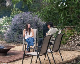 Azalea Cedar-Rose Barossa Valley Villa - Lyndoch - Patio