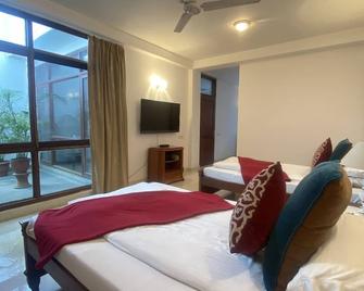 The Stay Inn New Delhi - Yeni Delhi - Yatak Odası