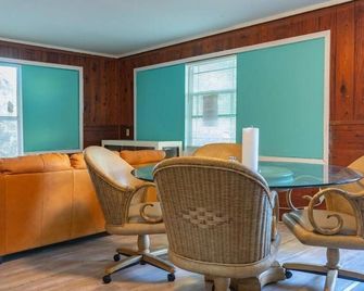 Gpl 2668 3 Bedroom 2 Bath - Fort Myers