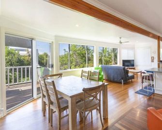 Tawny Roost, 10 Church St Yamba - Yamba - Їдальня