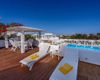 Chora Resort Hotel & Spa - Folegandros - Piscine