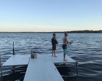 Family Friendly Lake House for your perfect vacation any season - Wausaukee