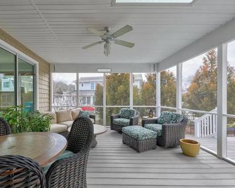 Bethany Beach Sleeps 14 - 4 Bdrm + Private Den W/ Queen Sleeper - Bethany Beach - Balcón
