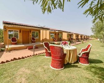 Pushkar Rajwara Resort - Pushkar - Patio