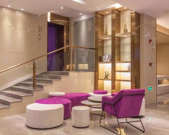 Lavande Hotels Wuhan Hanyang Bus Metro Station - Wuhan - Aula
