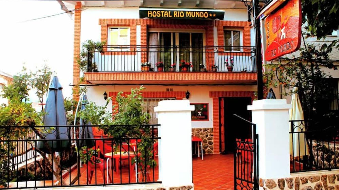 Hostal Río Mundo