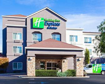 Holiday Inn Express & Suites Oakland-Airport - Oakland - Gebouw